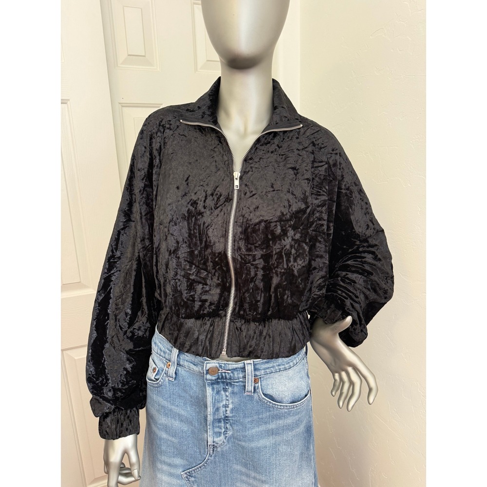 Andante USA Black Crushed Velvet Cropped Zip Up Bomber Jacket Streetwear‎ Boho M